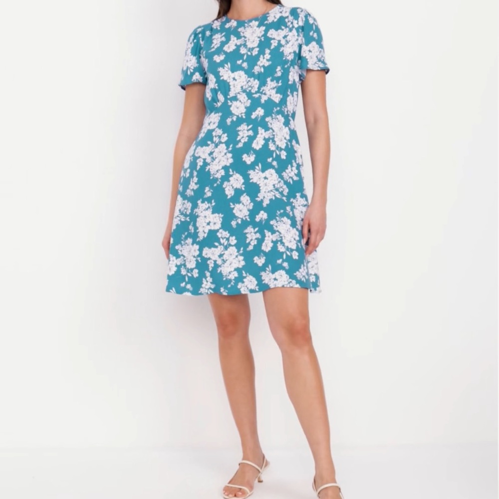 Old Navy Blue and White Puff Sleeve Sundress